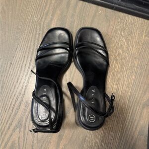 MIISTA sandal heels size 39
